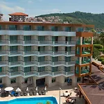 Hotel Riviera &