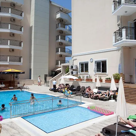 Riviera & Szálloda 4*