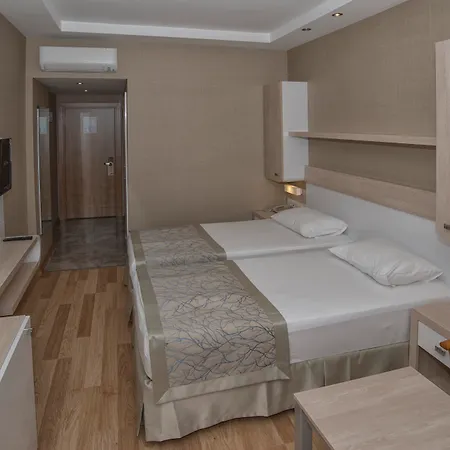 Riviera Hotel&spa 4* Alanya