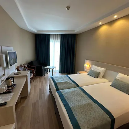 Riviera & Szálloda Alanya