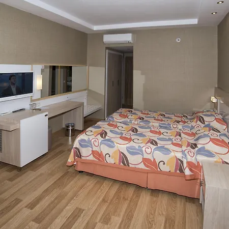 Szálloda Riviera & 4*