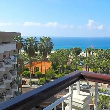 호텔 Riviera & 4*
