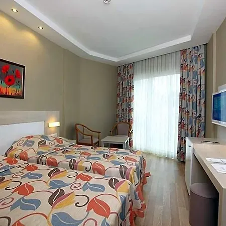 Riviera & Готель 4*