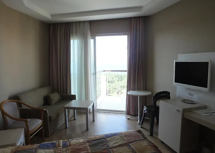 Riviera & 4* Alanya