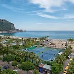 Riviera & Hotell