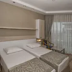 Riviera & 4* Аланія