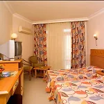 Готель Riviera & 4*